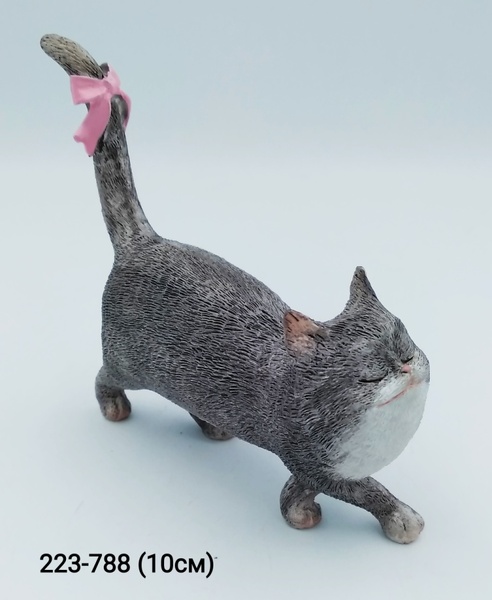 Кошка с бантиком 12933